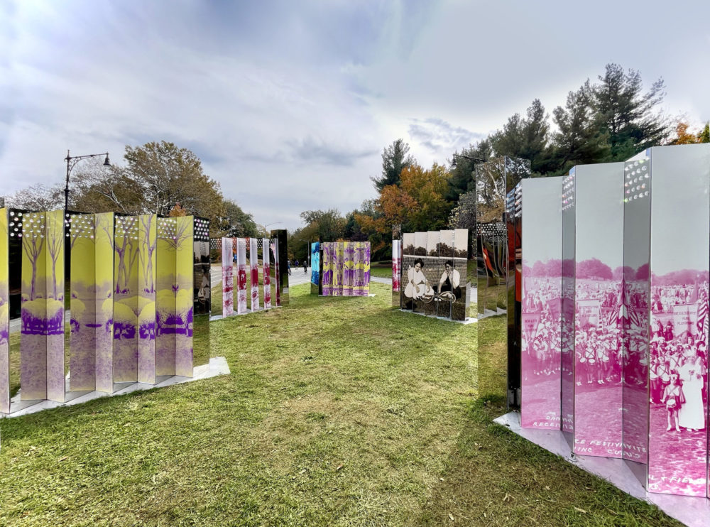 001_DeSiano_Lenticular_histories_Photoville (1)