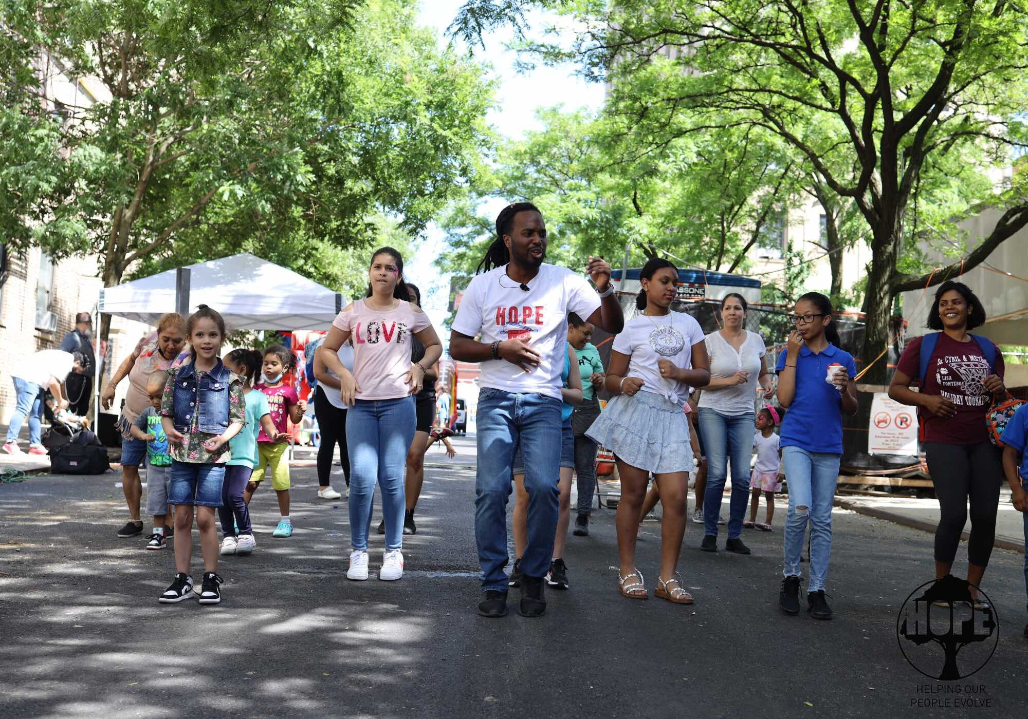 Helping Our People Evolve, 2025 Creative Engagement Grantee, Photo by Jason Fuentes
