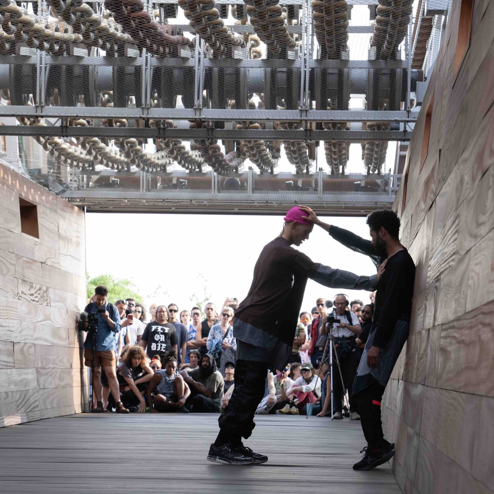duel c, Andros Zins-Browne, Outlook Hill, Governors Island, Photo by Julieta Cervantes